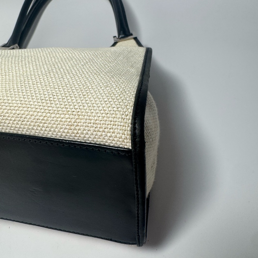 Gucci Jackie Bardot Piston Lock Hobo Black & White Cloth & Leather Luxury Bag - Picture 13 of 14